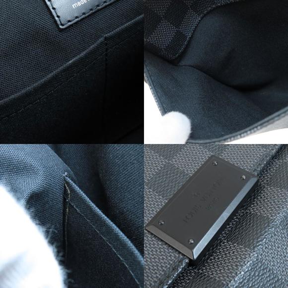 Louis Vuitton District PM Damier Graphite Shoulder Bag Damier Canvas - Picture 6 of 9